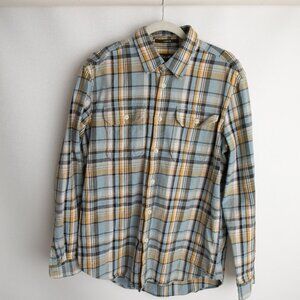 Mens flannel Eddie Bauer Button long sleeve shirt.